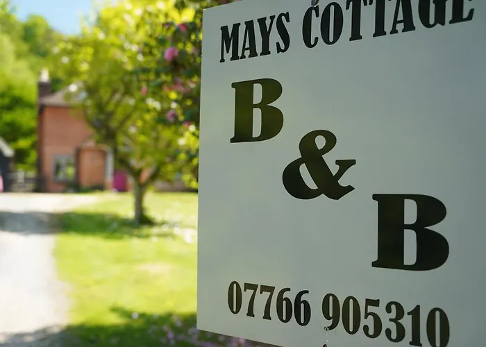 Mays Cottage Bed And Breakfast